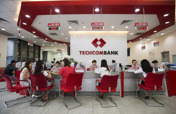 Ngân hàng Techcombank làm việc đến mấy giờ ? Lịch làm việc cụ thể ngân hàng Techcombank