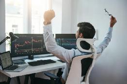Trader là gì trong chứng khoán? Cách để trở thành Trader chuyên nghiệp.